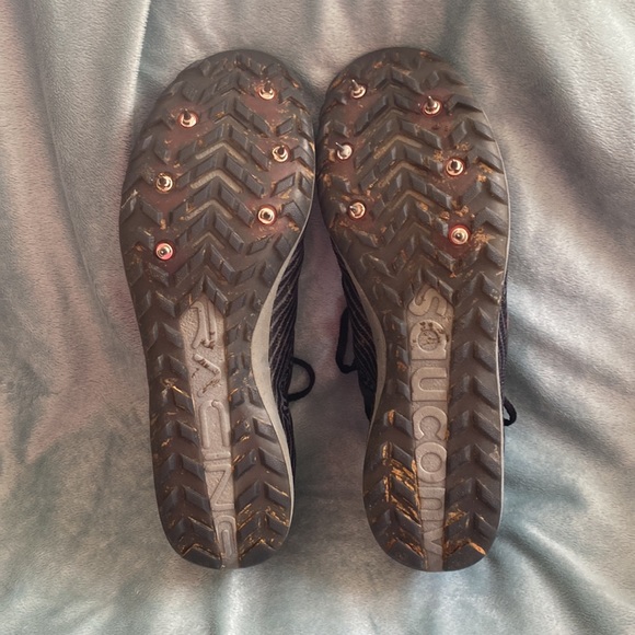 Women’s Saucony Havok XC cross country spikes. - Picture 5 of 7